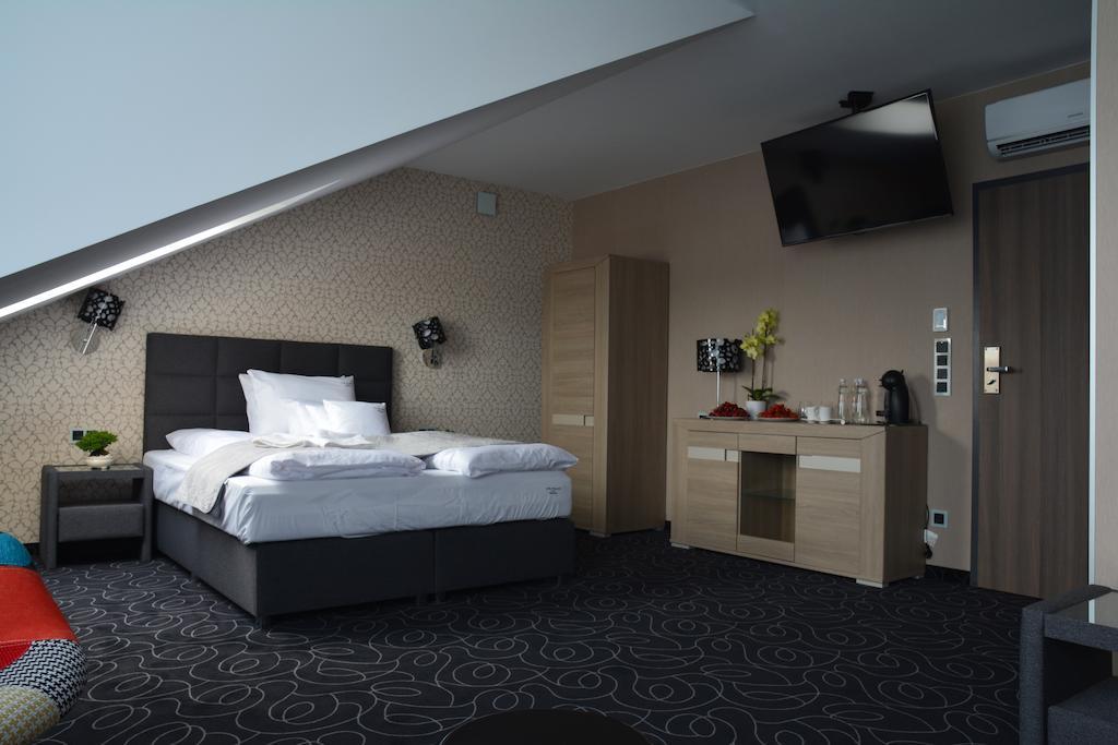 Alex Palace Dziwnów エクステリア 写真